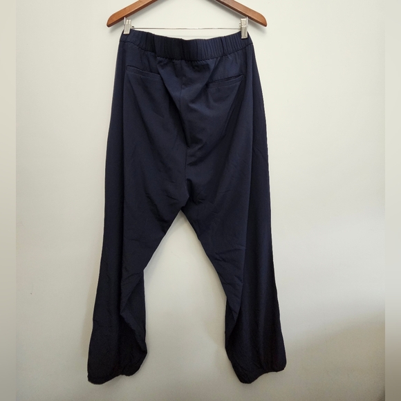 Banana Republic Navy Jogger Pants - NWT - Picture 5 of 5